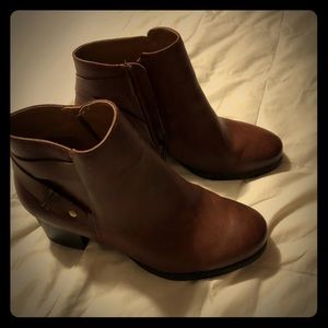 Ankle boots
